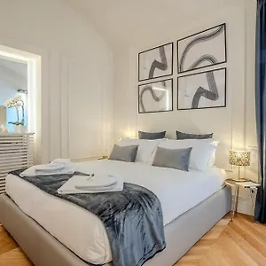 Acque Romane Piazza Di Spagna Apartment