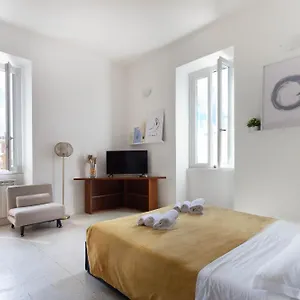 Vatican Family Apartment